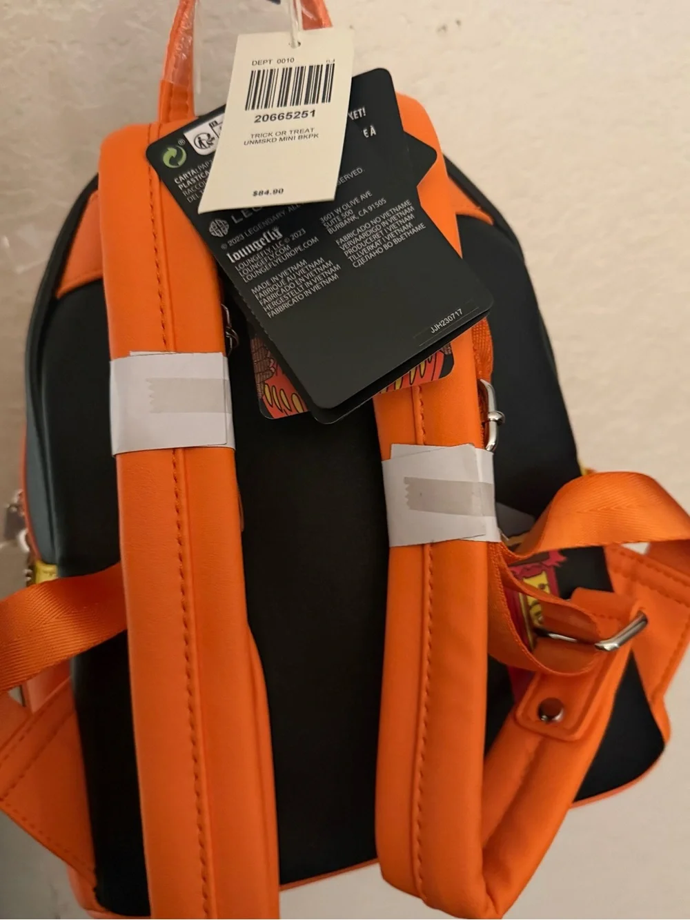 NWT Halloween trick r treat Sam loungefly backpack